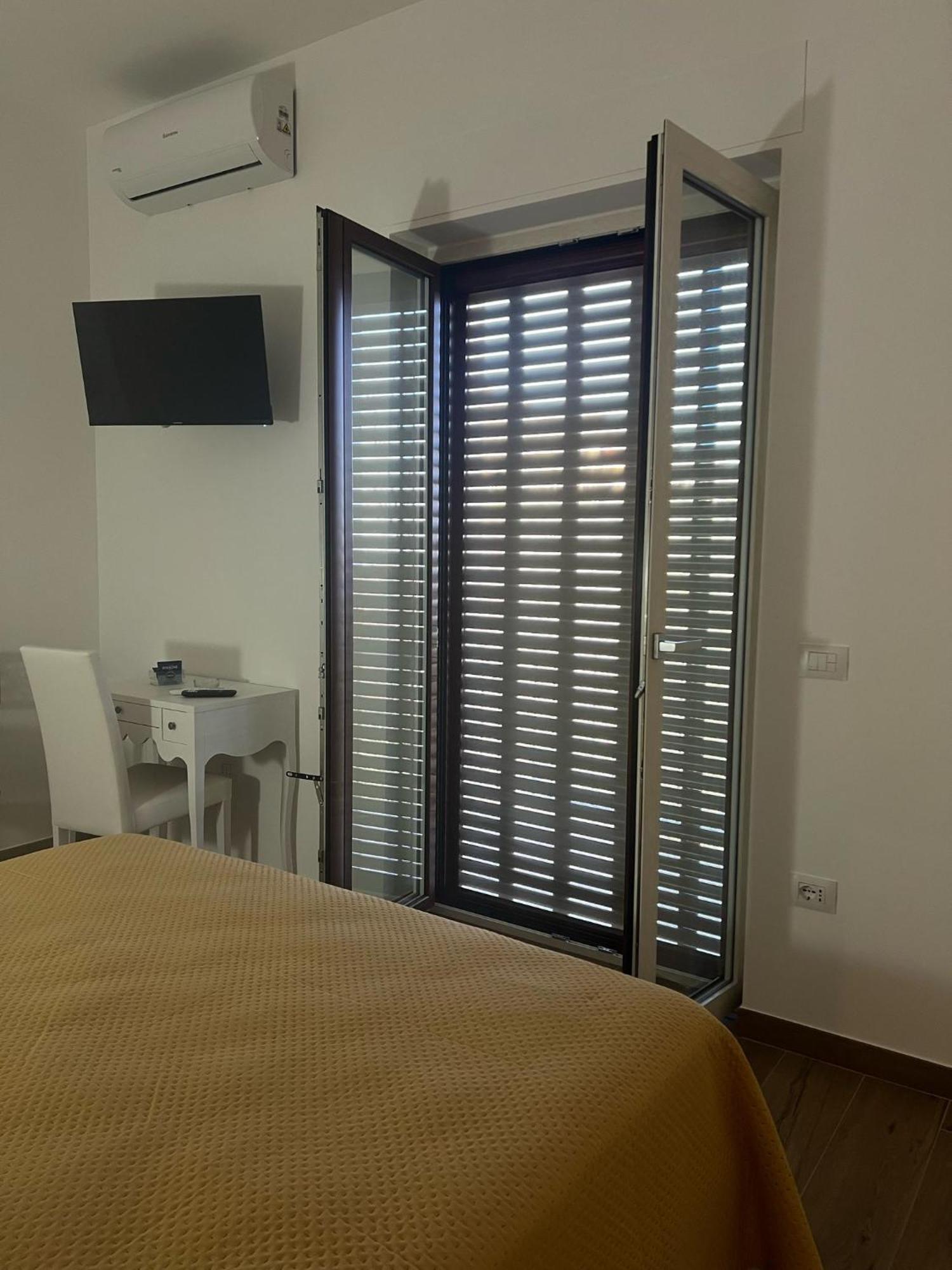 Dente Di Leone Hotel San Mauro Cilento Eksteriør billede