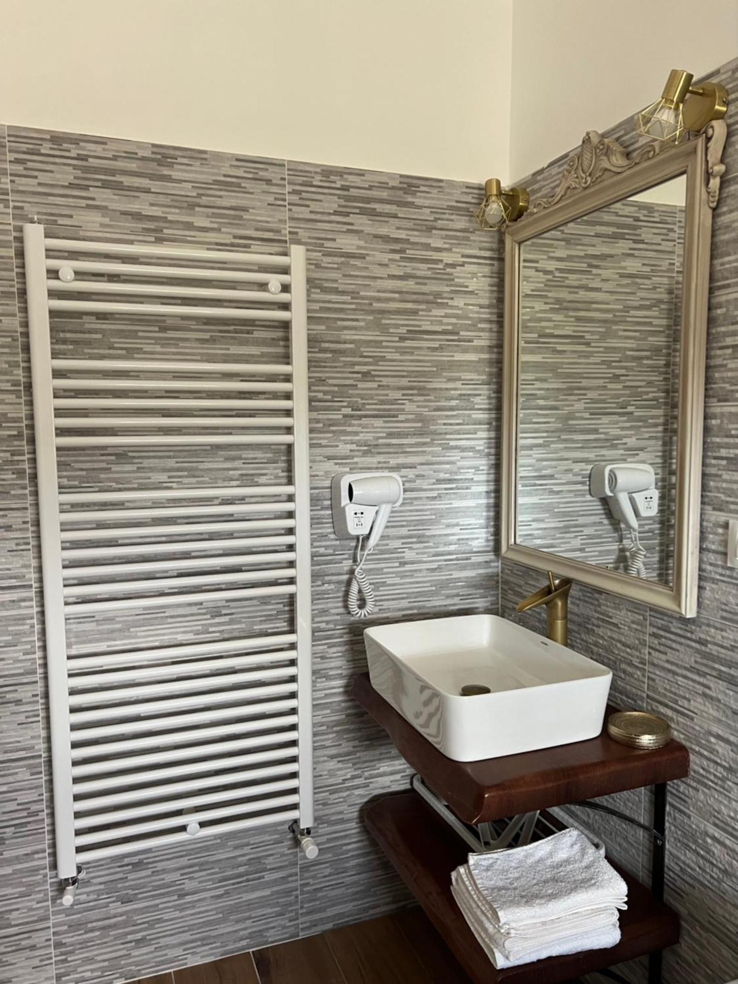 Dente Di Leone Hotel San Mauro Cilento Eksteriør billede